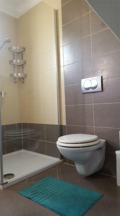 Dora Hotel Njivice Bagian luar foto